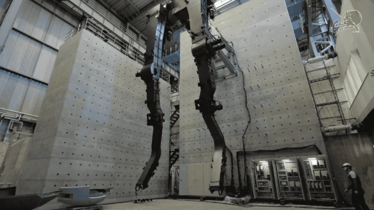 Watch A Life-Sized Gundam's Skeleton Legs Move