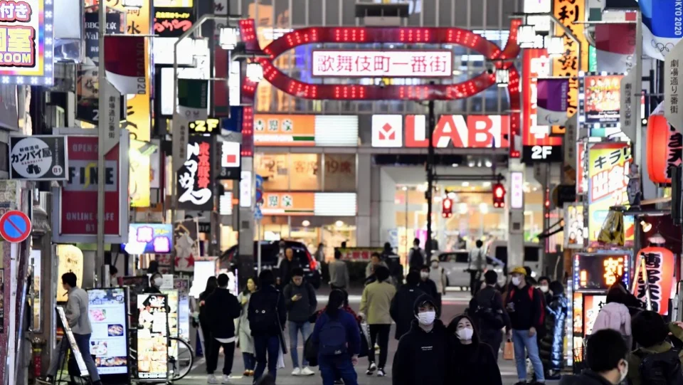 Japan gov't to consider including sex workers for virus compensation
