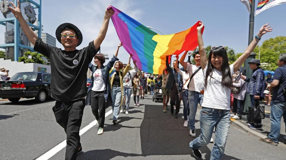 Woman sues after boss publicly revealed she transitioned gender