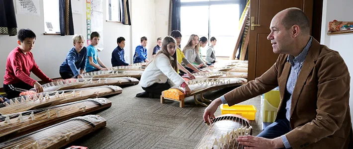 Keeping Japan’s Traditional Music Alive: Koto Player Curtis Patterson