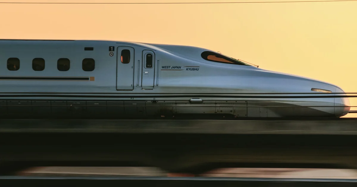 Shinkansen will require reservations for large suitcases, charge penalty fees for those without