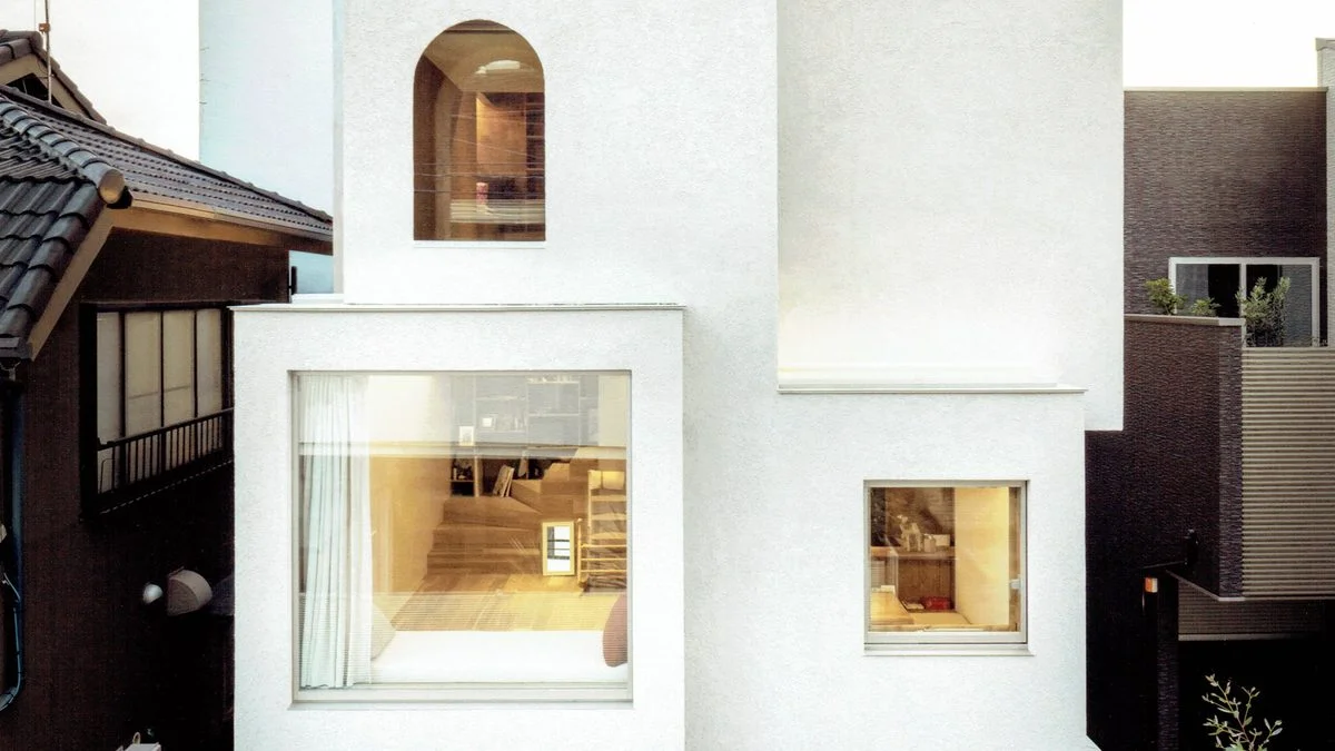 Tokyo home by Fujiilab comprises cluster of protruding white boxes