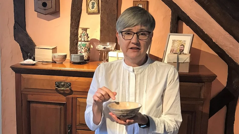 Debate brewing over Western taste in traditional Japanese tea bowl