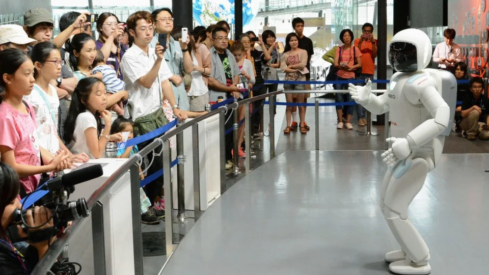Honda developing successor to ASIMO robot for more practical use