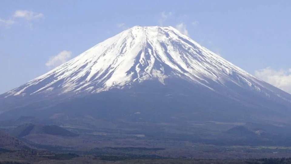 Falling stone kills climber near summit on Mt. Fuji