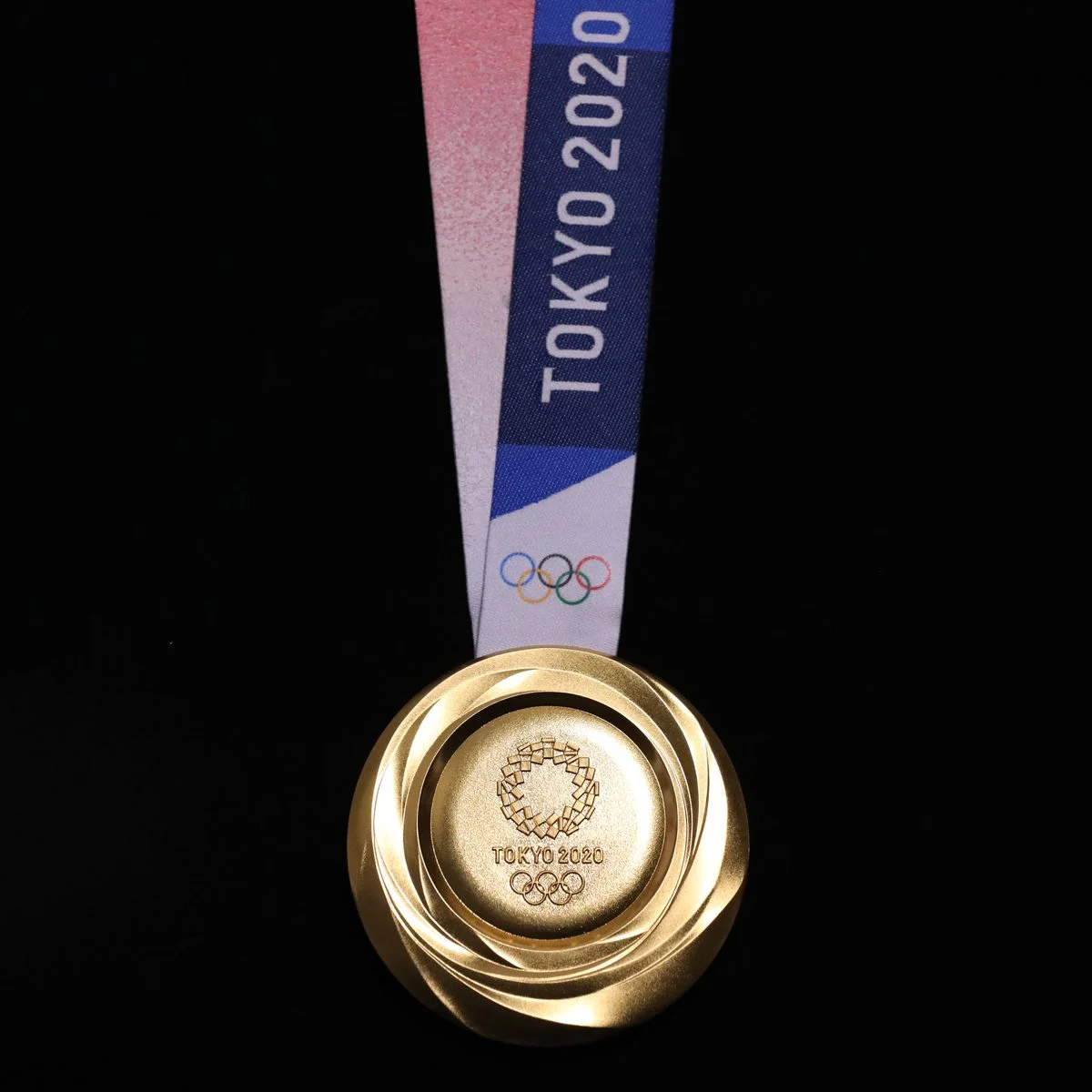 Olympic committee unveils 2020 medals made from recycled smartphones