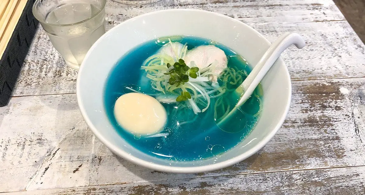 Eating blue ramen at the sort of Hatsune Miku ramen shop