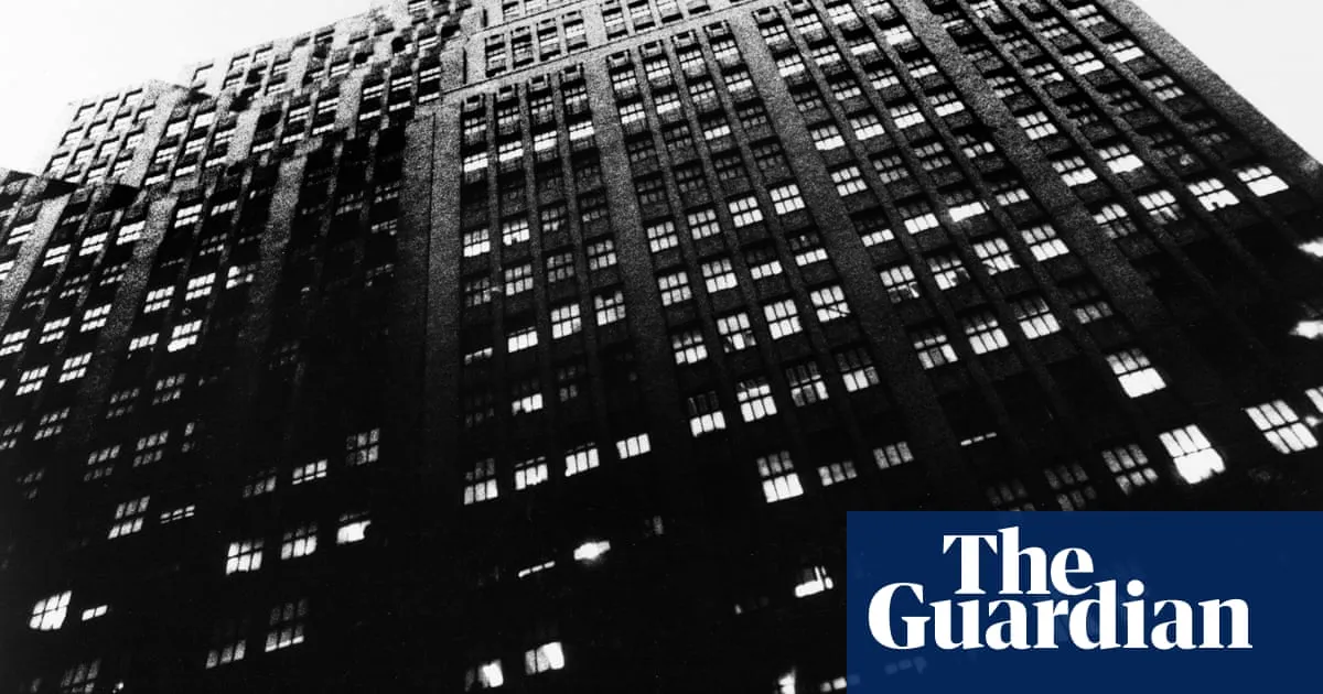 Harsh, blurred and brilliant: the great Daidō Moriyama – in pictures