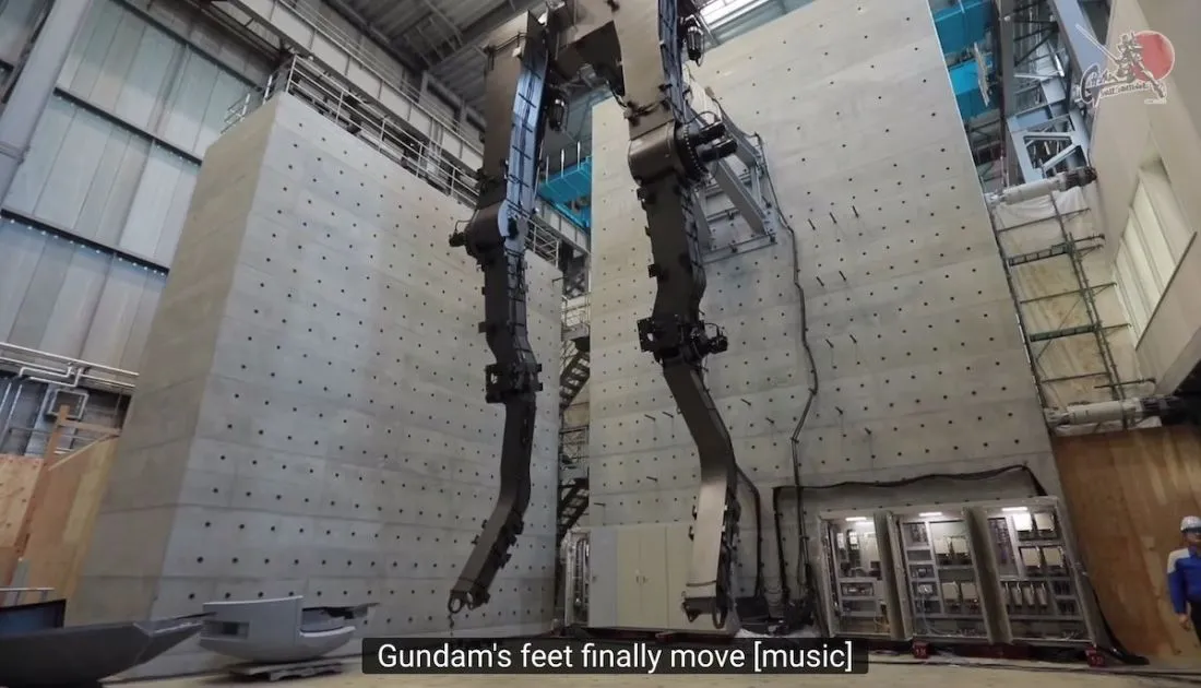 Japan's life-size 18m Gundam statue can move (a little)