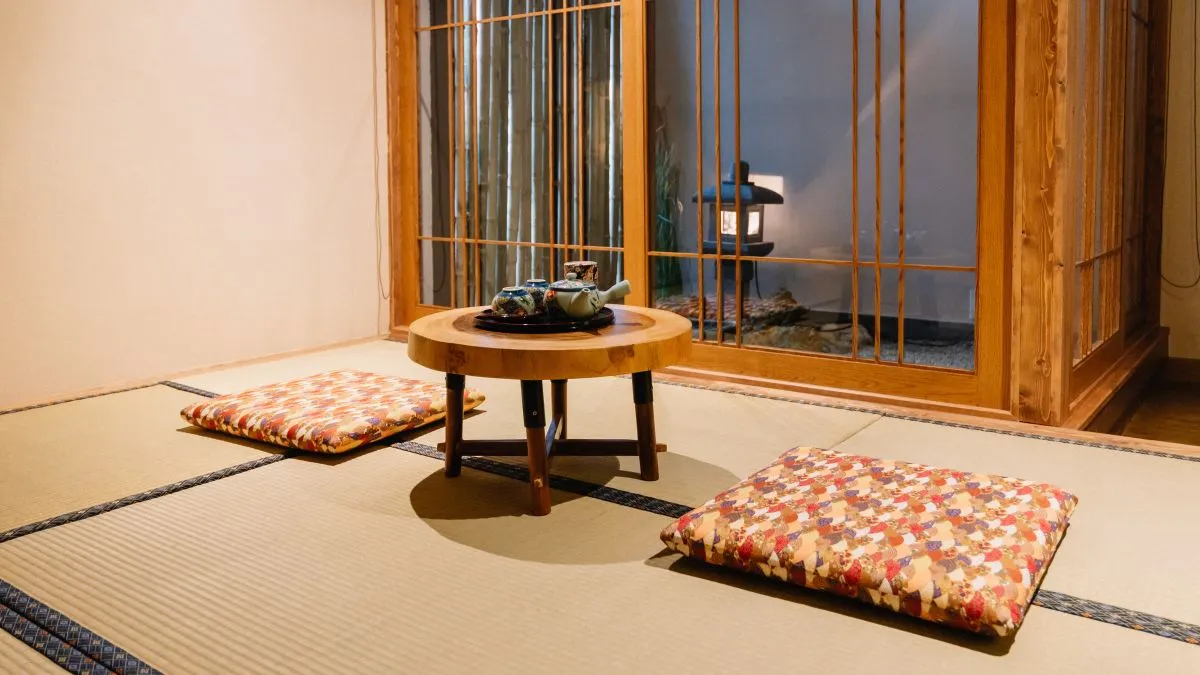 This Japanese Hotel Charges $1—If You Live-Stream Your Stay