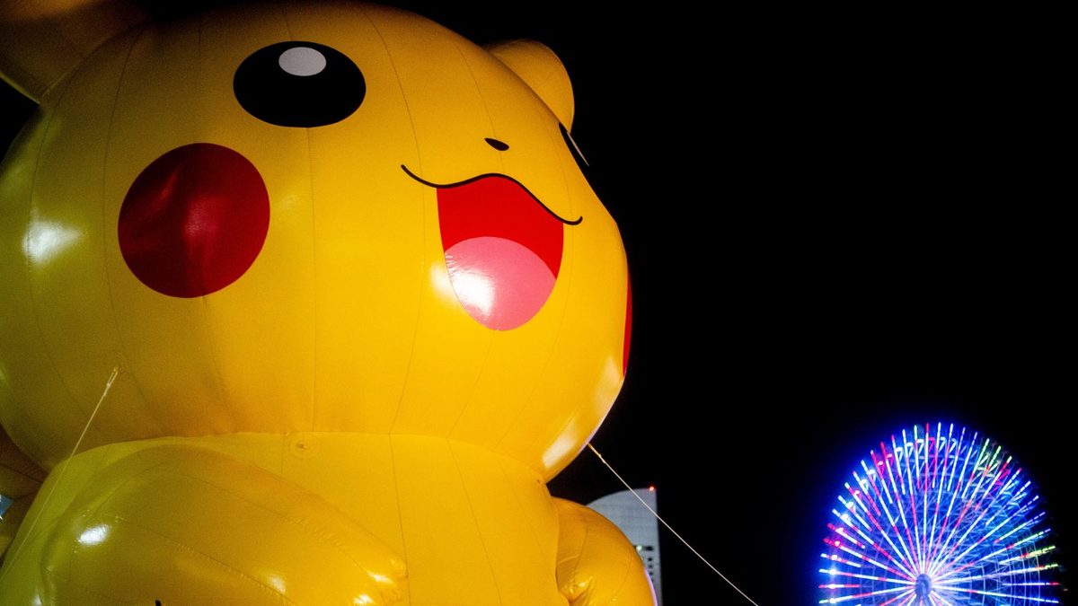 In Photos: 2,000 Dancing Pikachus (And Their Fans) Take Over Yokohama, Japan
