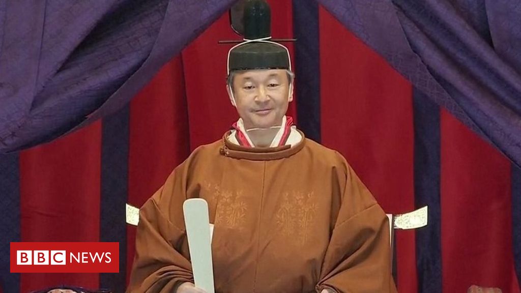 Naruhito: Ancient ritual of Japan's emperor ascending throne