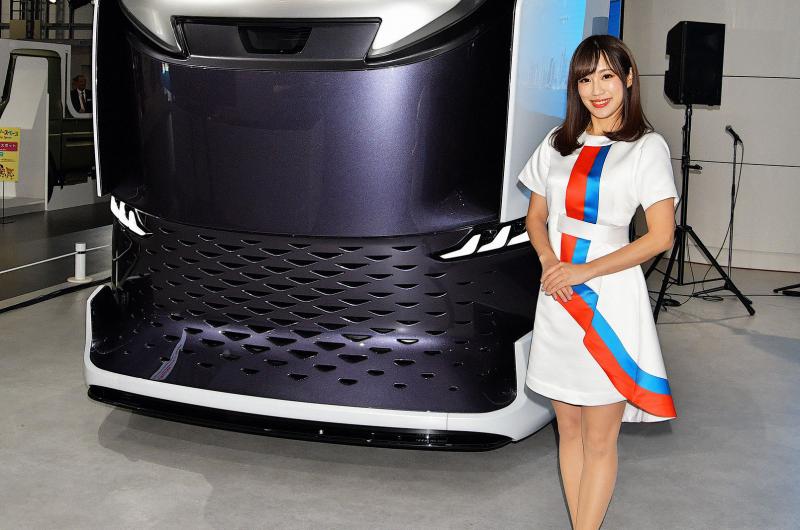 EVs, futuristic concepts make splash at Tokyo Motor Show