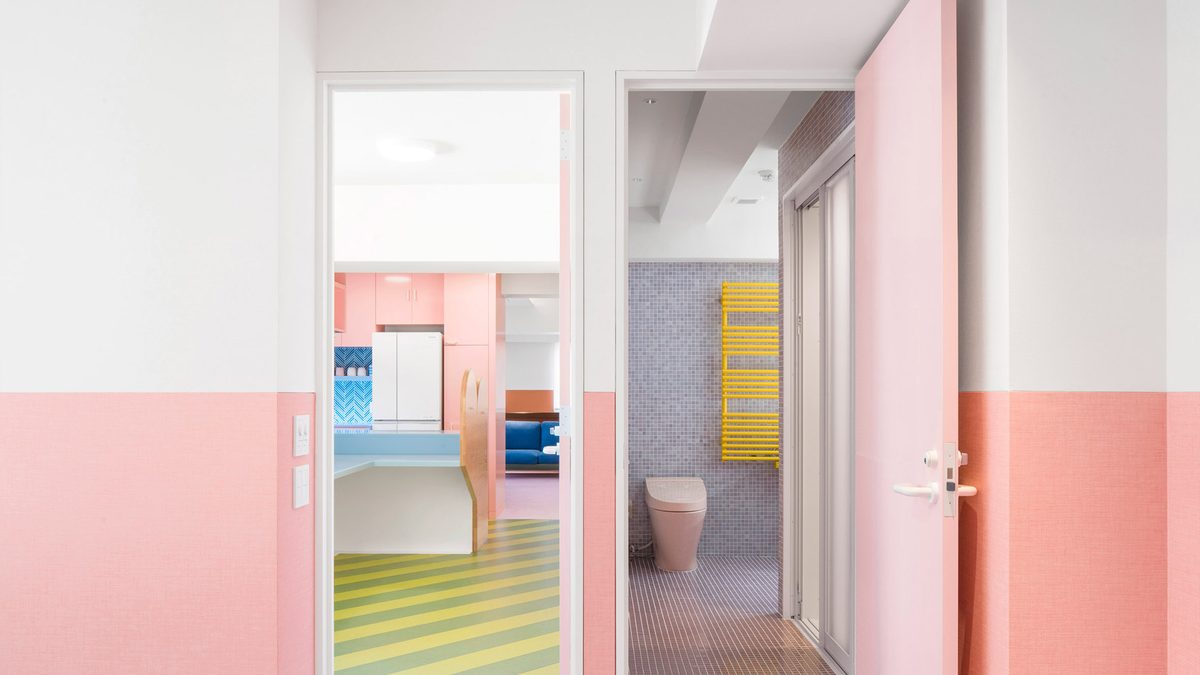 Tokyo's Nagatachō Apartment is designed to be a "visual feast"