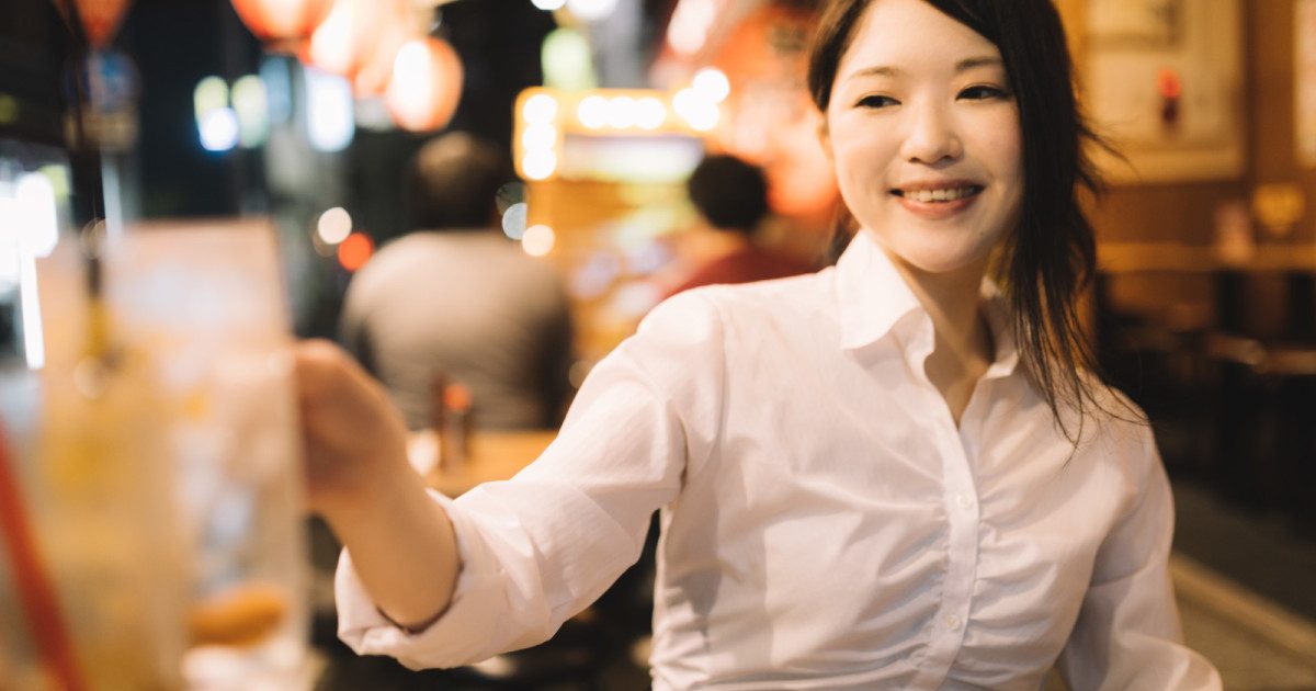 Japanese wife creates izakaya pub at home during coronavirus outbreak